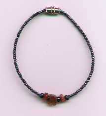 necklace, black with brown stones.JPG (4335 bytes)